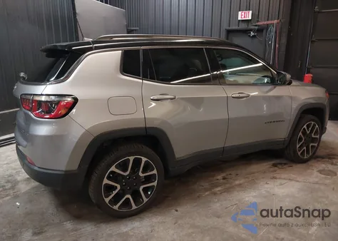 2018 Jeep Compass Limited 4X4 из США, поврежденный, VIN 3C4NJDCB4JT482046